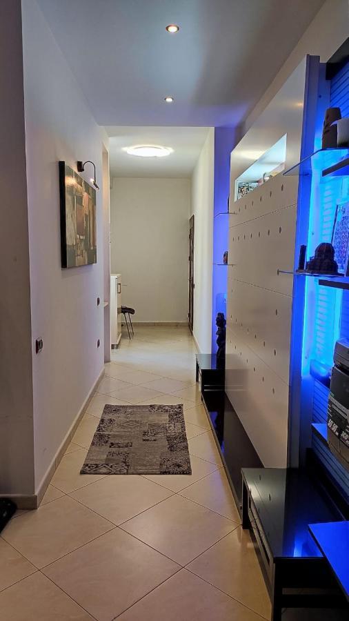 Lolu Apartment Plus Privat Parking Vlorë Exterior foto