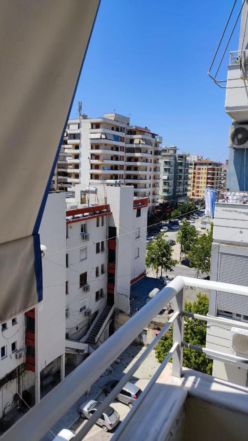 Lolu Apartment Plus Privat Parking Vlorë Exterior foto