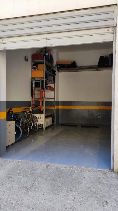 Lolu Apartment Plus Privat Parking Vlorë Exterior foto